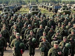 На границу с Украиной идут российские боевые генералы
