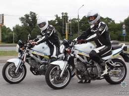 В Запорожье охранять порядок будут полицейские на мотоциклах (Фото)