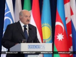 Лукашенко призвал Россию вернуть Крым