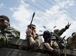 Российские кураторы урезали "зарплаты" боевикам на Донбассе - разведка