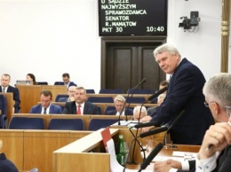 Сенат Польши принял скандальный закон о Верховном суде