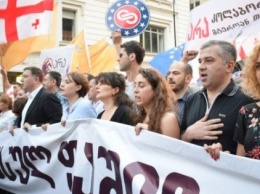 В Тбилиси прошел марш "Нет российскому фашизму"