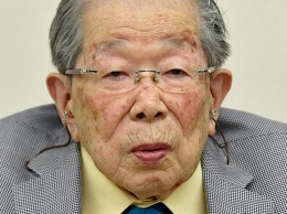 Этому японскому врачу 105 лет. Вот 5 золотых правил, которым он следует сам!