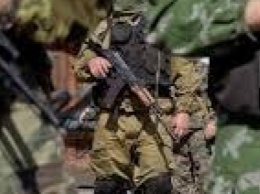 «На яме сидят». Боевики взяли в заложники пятерых жителей Комсомольского