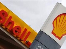 Shell приостановила отгрузки нефтепродуктов с крупнейшего НПЗ Европы после пожара