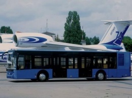 Комфорт пассажиров: Криворожский аэропорт планирует приобрести перронный автобус
