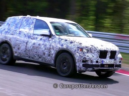 Огромный BMW X7 штурмует Нюрбургринг (Видео)