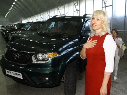 Ульяновский автомобильный завод передал УАЗ ПАТРИОТ областному хоспису