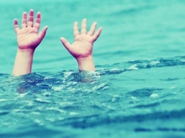В Славянскую больницу поступил ребенок, который чуть не утонул в бассейне