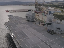 Фотограф-любитель посадил дрон на авианосец ВМФ Британии