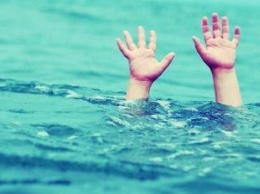 Под Кременчугом чуть не утонул 8-летний мальчик, купаясь вместе с мамой
