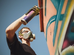 В эти выходные 40 художников создадут граффити на стене одесского ТЦ