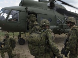 Канада отзывает военных из Польши