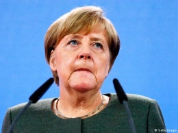Меркель обвиняет Турцию в использовании Интерпола в корыстных целях