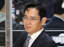 Главу Samsung посадили на 5 лет