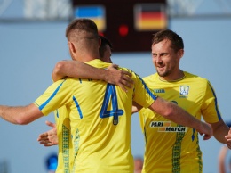 Пляжный футбол: Украина дожимает Германию в экстра-тайме