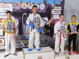 Воспитанники клуба «Дзаншин» вернулись с наградами международного турнира по карате