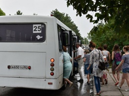 Аксенов обещает "жесточайшие меры" за плохую работу общественного транспорта в Крыму