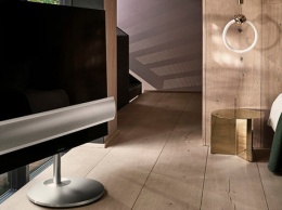 LG и Bang & Olufsen представили «послушный» телевизор на колесиках за $10 990