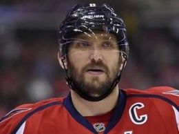 НХЛ: Овечкин похудел и вышел на лед за полмесяца до тренировочного лагеря