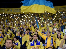 "100 верных" вместе со сборной Украины отправляются в Исландию