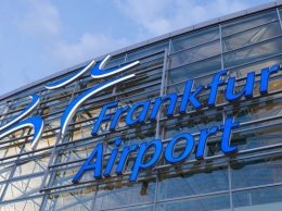 В немецком аэропорту неизвестные распылили слезоточивый газ