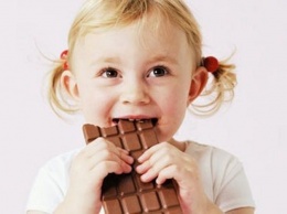 Как помочь своим детям правильно относиться к сладкому