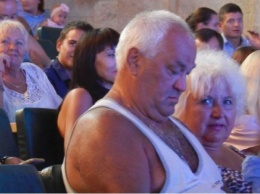 Канны рыдают в истерике: как повеселила публика «кинофестиваля» в Ялте. ФОТО