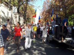 В Кишиневе оппозиция вышла на протест против смешанной системы выборов