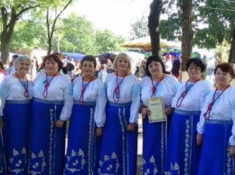 Добропольский творческий коллектив "Душечка" побывал на Мирноградской осенней ярмарке