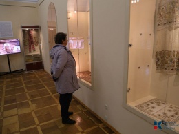 Крымский этнографический музей представил выставку украшений и золотого шитья (ФОТО)
