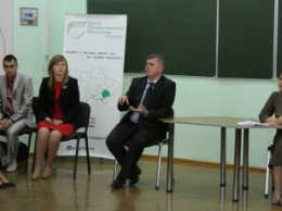 В Мелитополе встречали зама министра молодежи и спорта (фото)