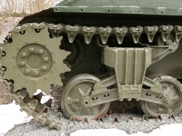 Украинцы разбирают танки и сдают румынам на металлолом