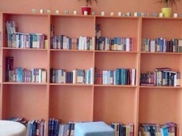 Юрьевская опорная школа пополнилась новыми книгами и мебелю