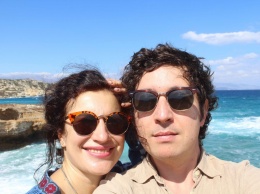 Романтика для двоих: Дмитрий Шуров увез жену на остров