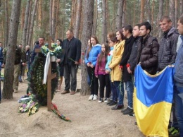 На Луганщине вспоминали погибших (фото)