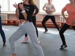 В Покровске для студенток ДонНТУ провели танцевальный мастер-класс