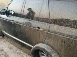 Благодаря GPS сигнализации полиция смогла отыскать угнанный Range Rover за 1 час