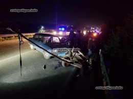 ДТП на Закарпатье: полицейский ВАЗ-2107 врезался в телегу. ФОТО