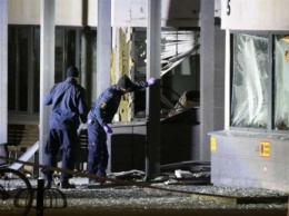 На юге Швеции неизвестные взорвали дверь здания полиции