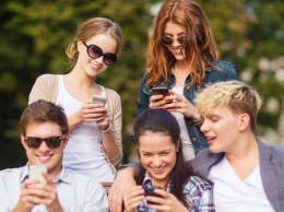 Как социальные сети воздействуют на мозг подростков