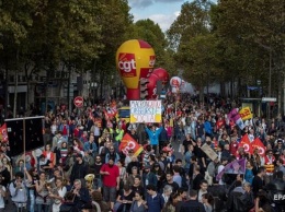 Около 40 тысяч французов протестовали против трудовой реформы Макрона