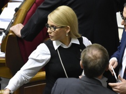У Тимошенко заметили подозрительное кольцо стоимостью в 31 минималку