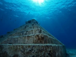 У побережья Флориды на дне океана обнаружили две гигантские пирамиды (ВИДЕО)