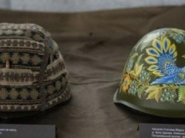 В Чернигове художники превратили военные артефакты в искусство