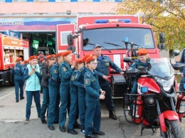 Спасатели показали симферопольским кадетам «Куб жизни» и «Кирасир»