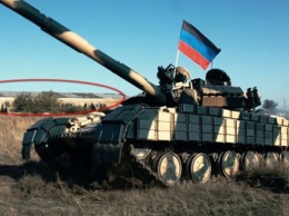 Боевики на Донбассе собрали танковый кулак