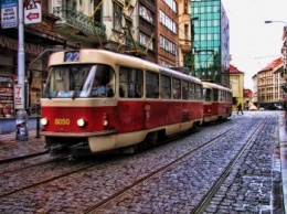 В Праге будут сдавать в аренду для вечеринок трамвай с танцполом и барной стойкой