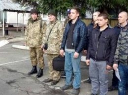 В Харьковской области призвали в армию выпускников военных кафедр