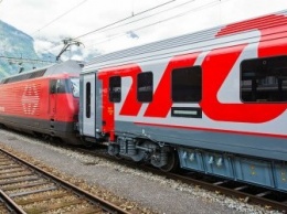 Россия запускает первые поезда в обход Украины